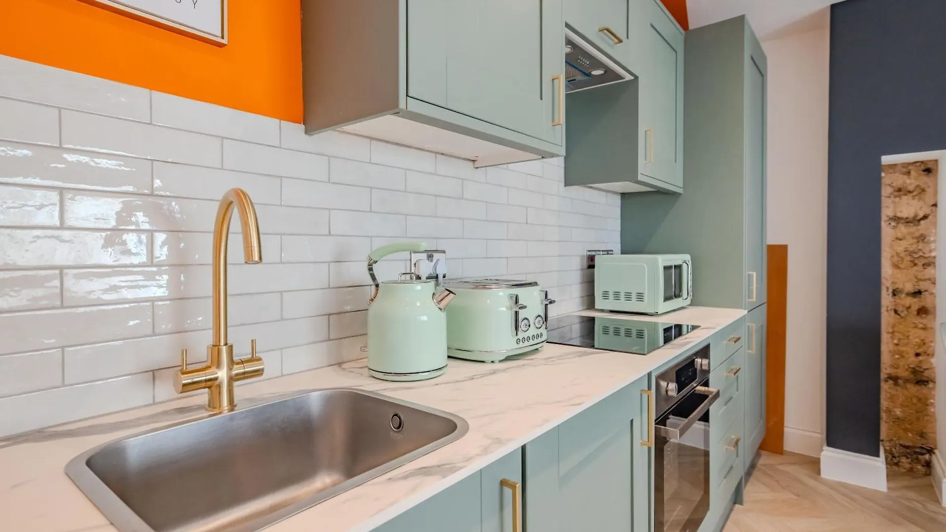 Appartamento Central Comfort L 2-Bedroom Flat With Extra Sleeping Options Hove