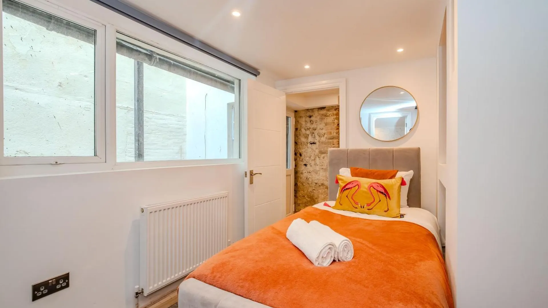 Central Comfort L 2-Bedroom Flat With Extra Sleeping Options Okręg wyborczy Hove